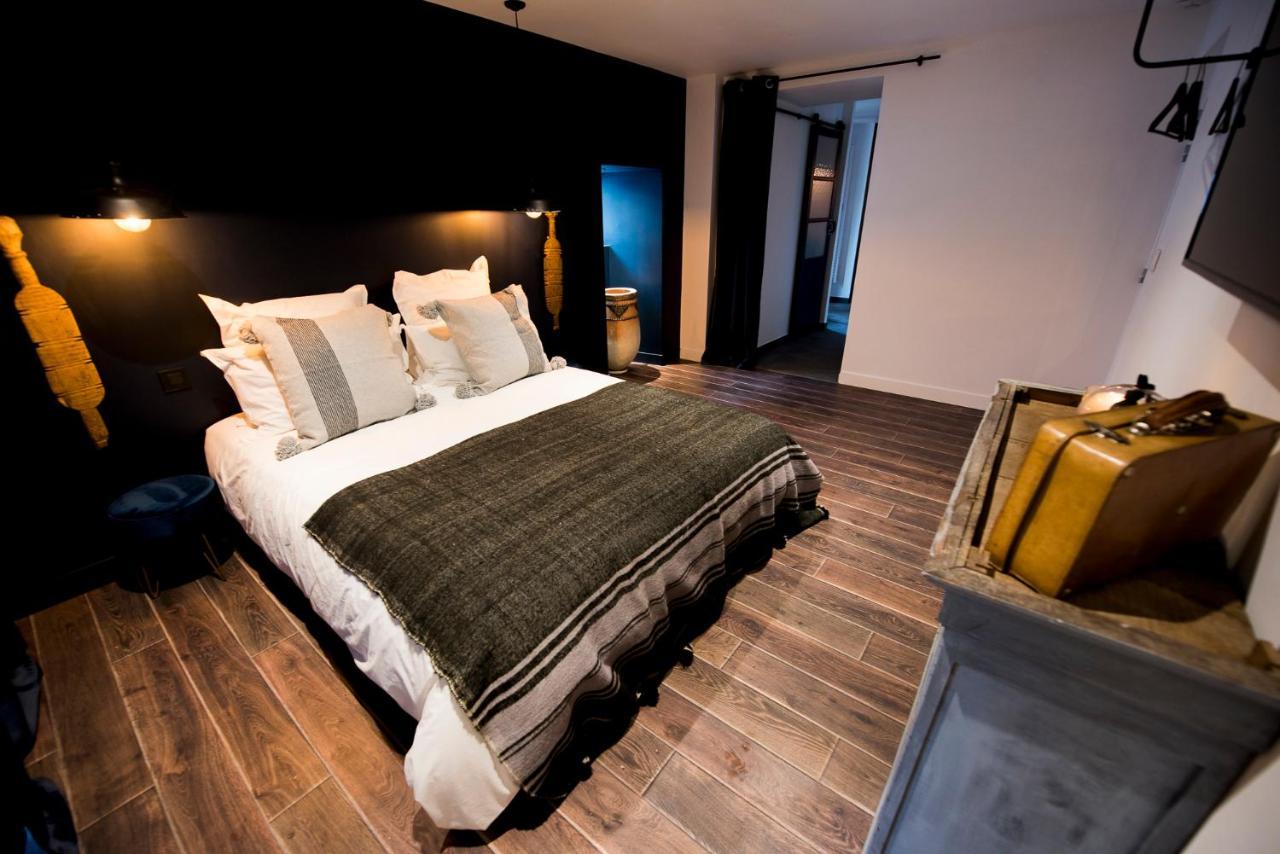 La Petite Valise Hotel Ploudalmezeau Bagian luar foto